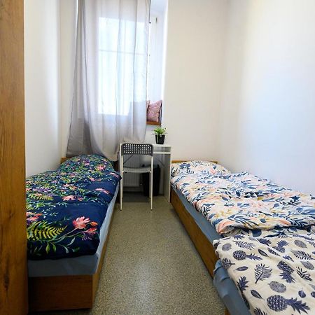 Mru Rooms Raciborz Bagian luar foto