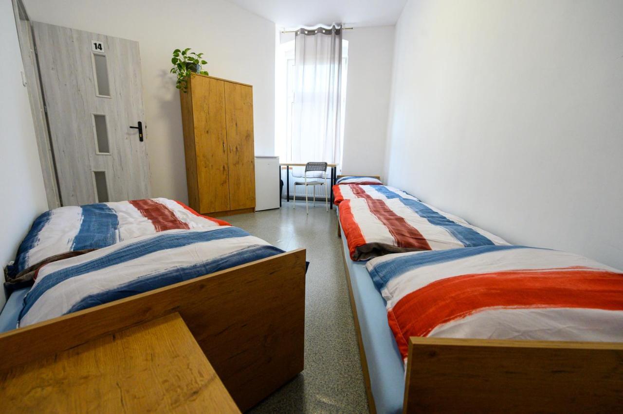 Mru Rooms Raciborz Bagian luar foto