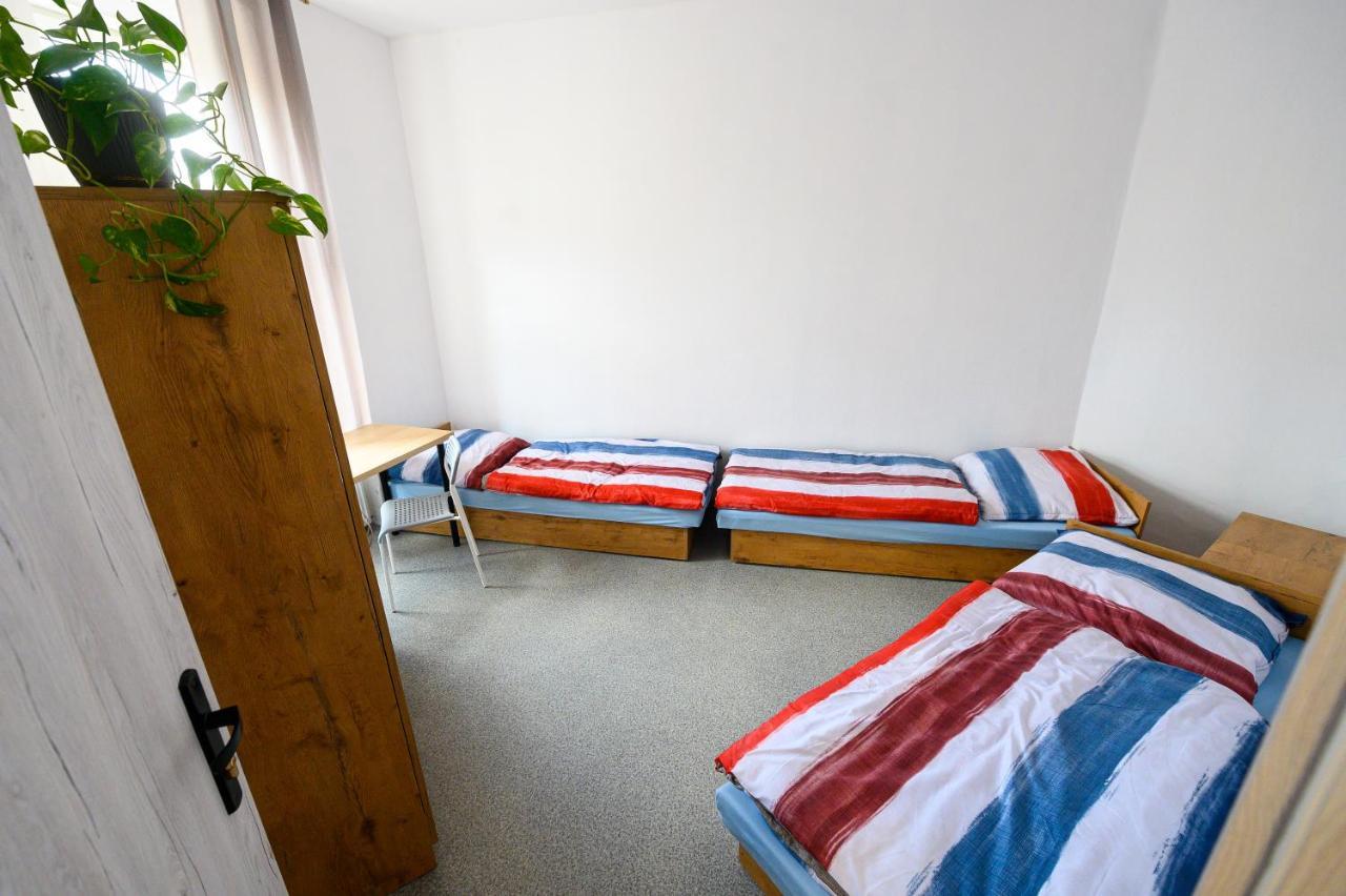 Mru Rooms Raciborz Bagian luar foto