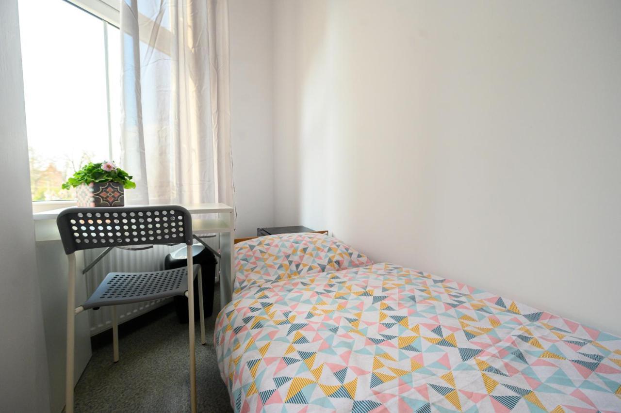 Mru Rooms Raciborz Bagian luar foto